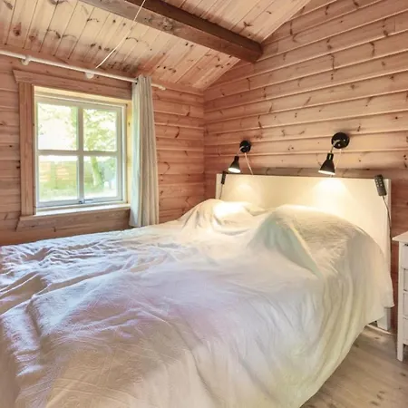 Three-bedroom Holiday In Holiday home